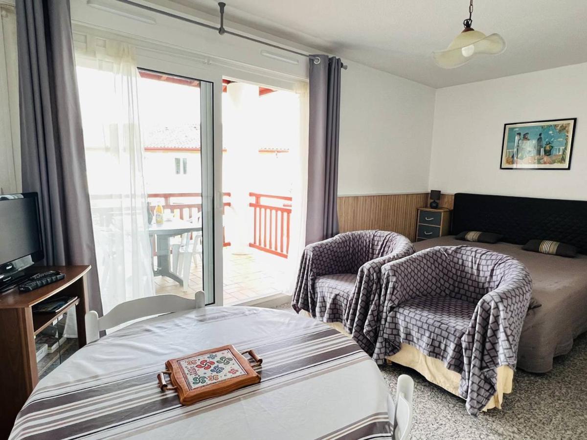 Appartement T1 Lumineux Avec Balcon Ensoleille Et Parking, 2 Couchages, Cambo-Les-Bains - Fr-1-495-16 Exterior foto